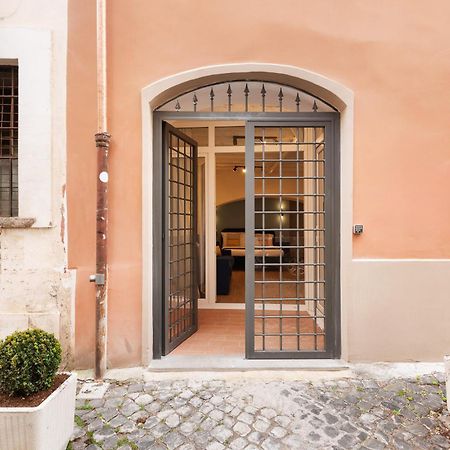Leopardo Boutique Apartment In Trastevere โรม ภายนอก รูปภาพ