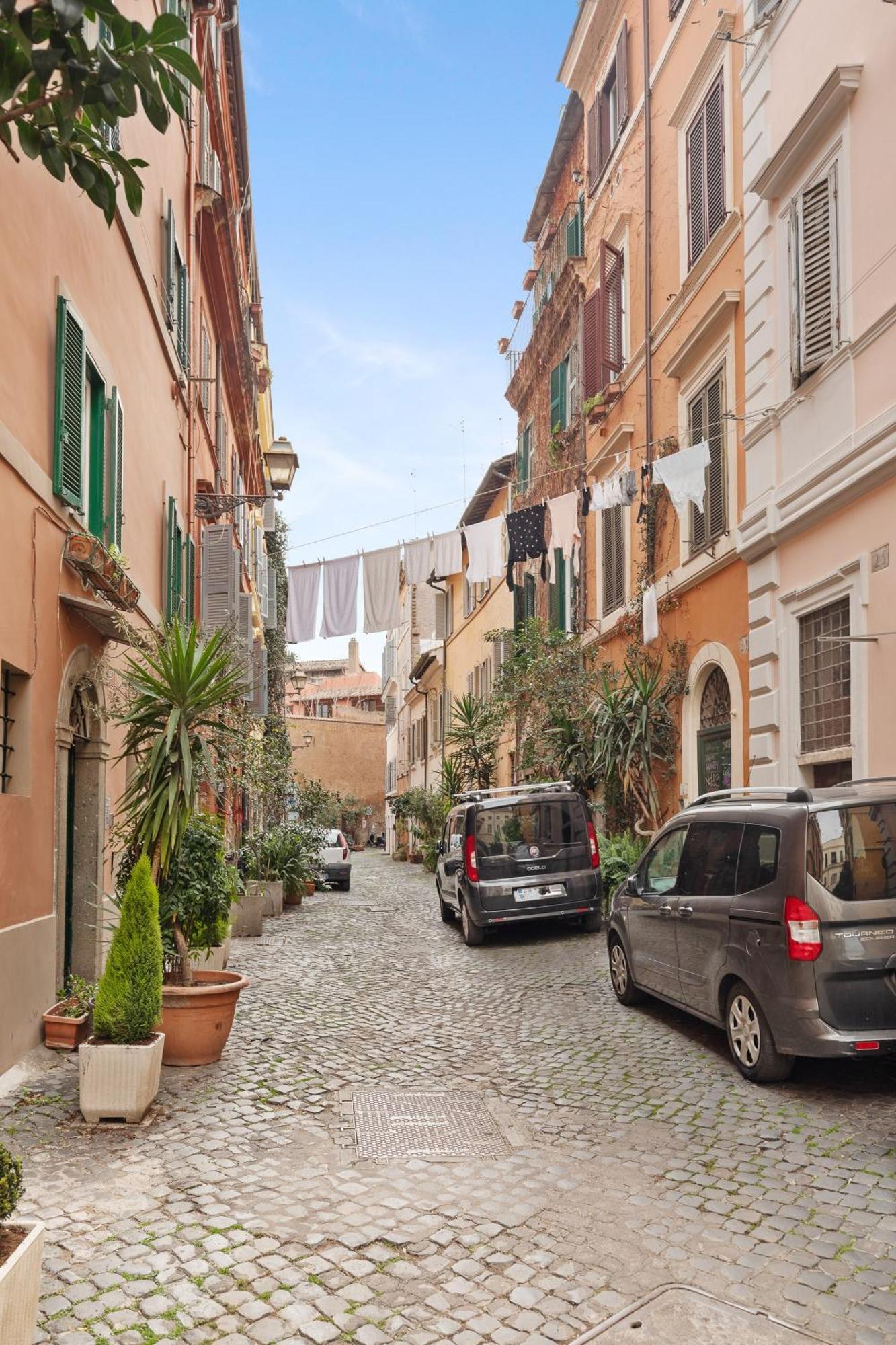 Leopardo Boutique Apartment In Trastevere โรม ภายนอก รูปภาพ