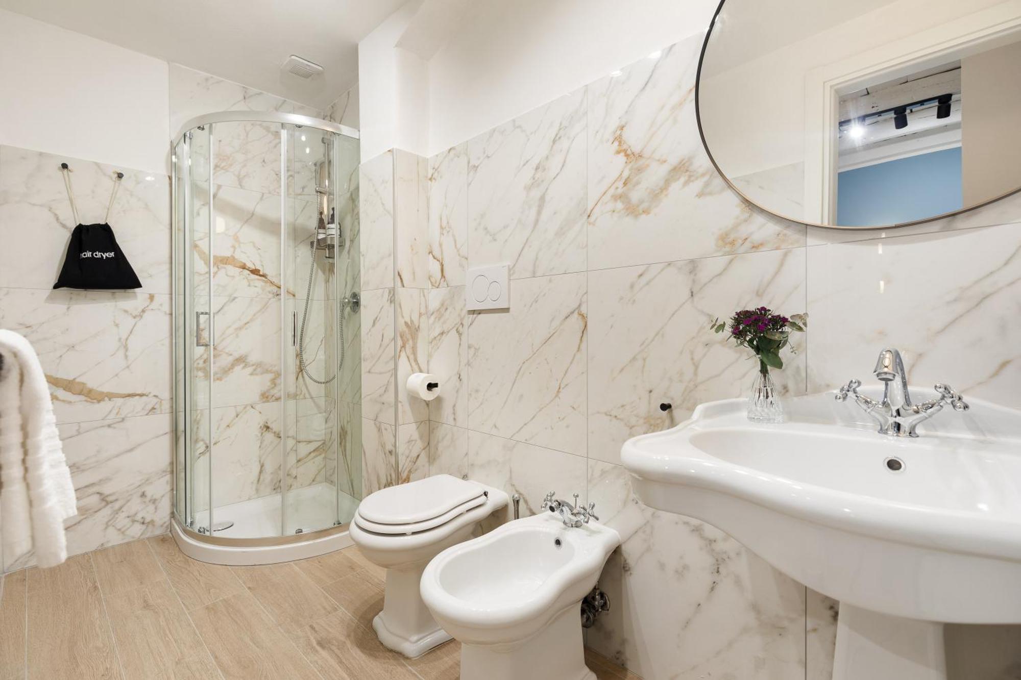 Leopardo Boutique Apartment In Trastevere โรม ภายนอก รูปภาพ