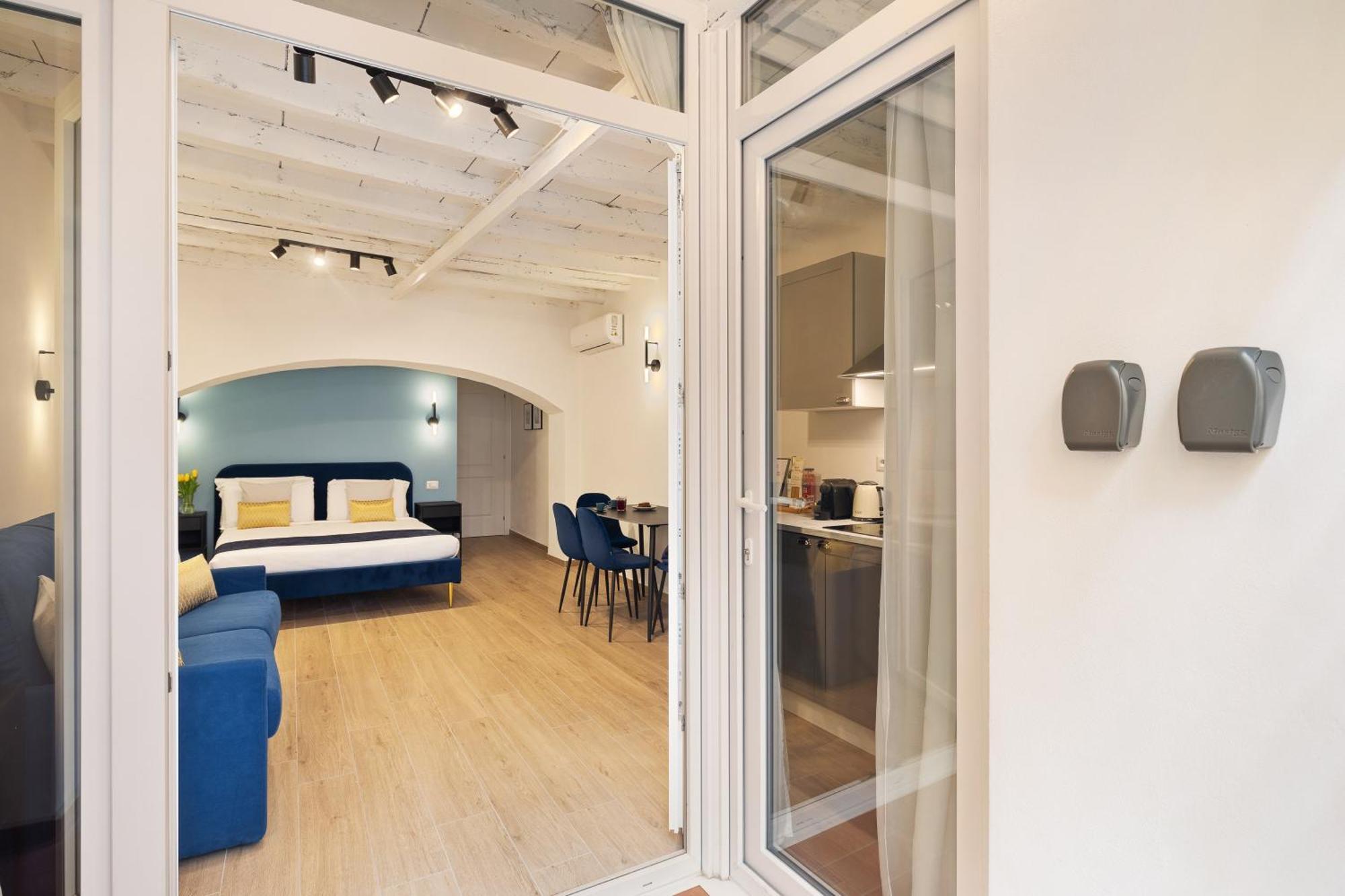 Leopardo Boutique Apartment In Trastevere โรม ภายนอก รูปภาพ