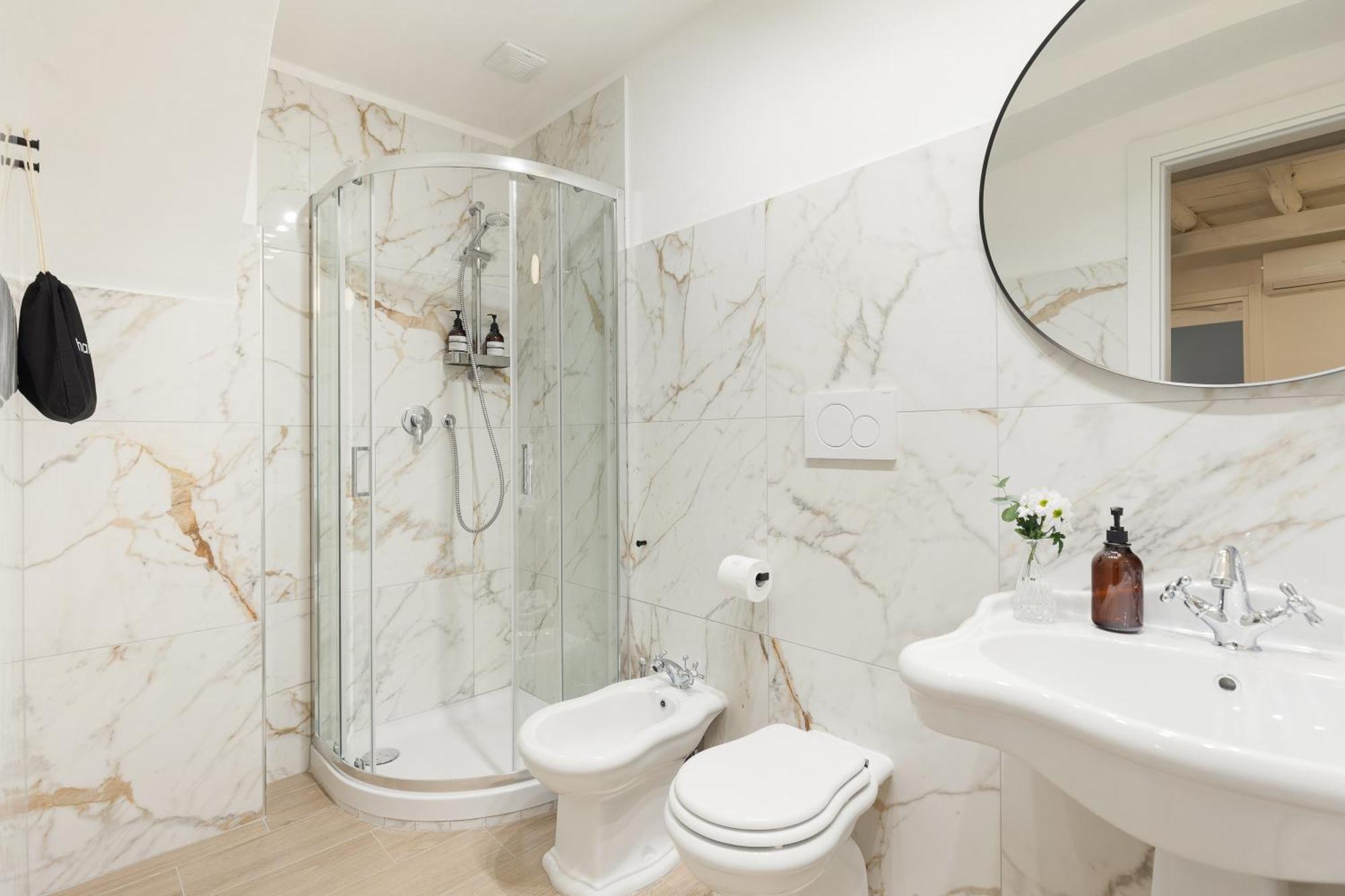 Leopardo Boutique Apartment In Trastevere โรม ภายนอก รูปภาพ